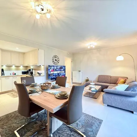 Bright 2br Flat W Free Parking&outdoor Space Mamer